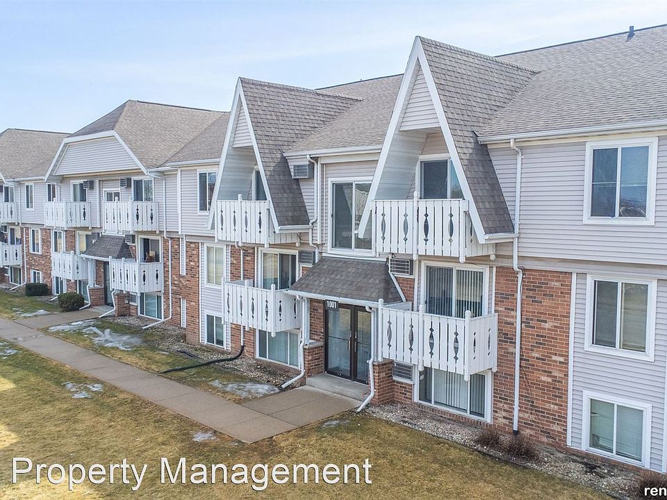 1st image of 1100 Lucerne Dr #2C