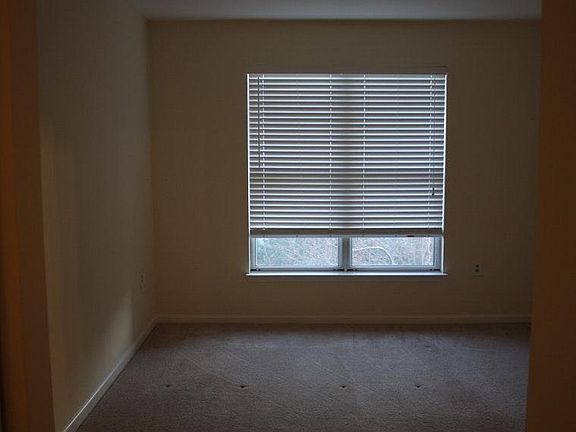 4th image of 12915 Alton Sq APT 320