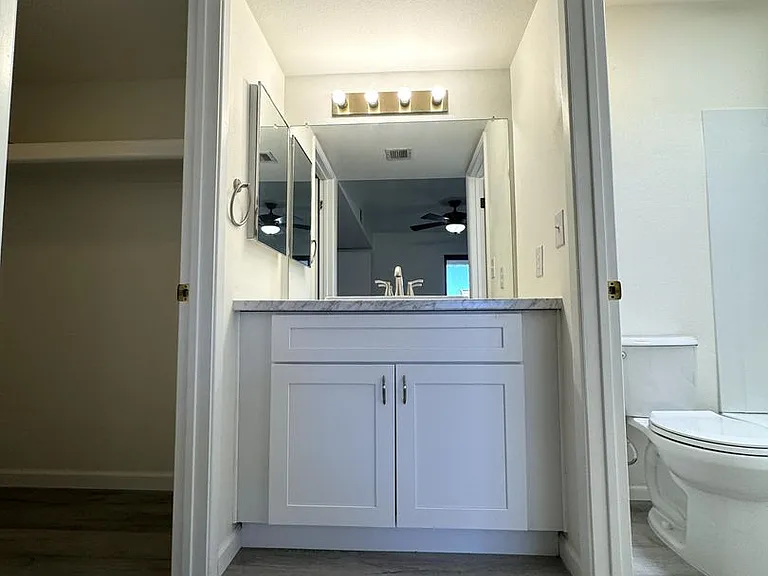 850 S River Dr — Photo 37