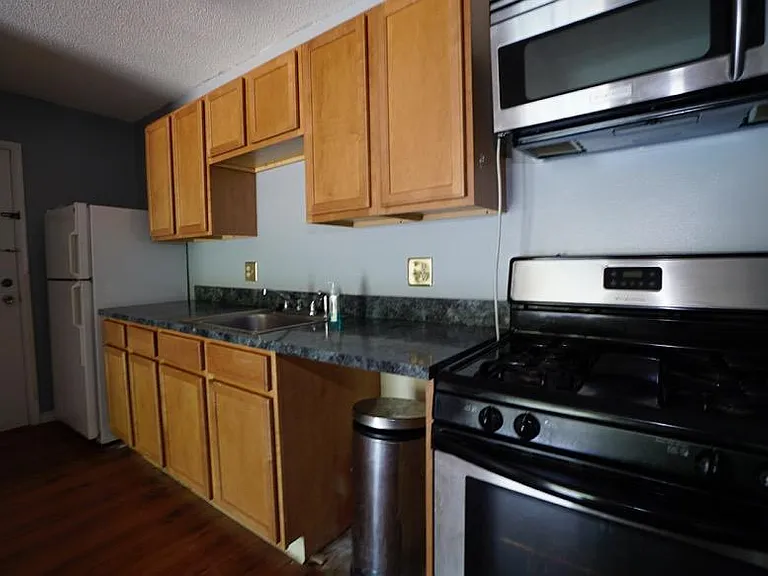 1700 SW 16th Ct #H21 — Photo 5