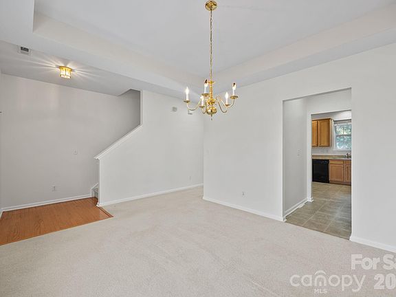 4th image of 14307 O'Casey Ln