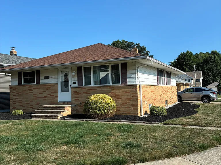 30911 Roosevelt Rd — Photo 1