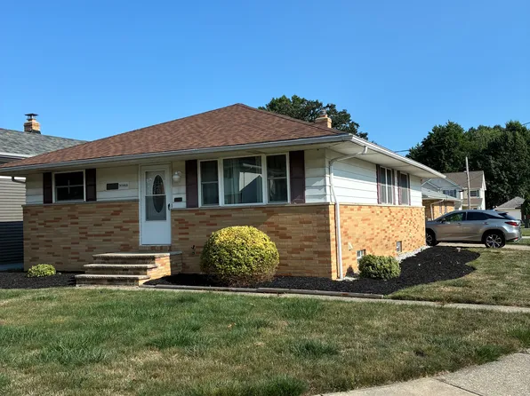 30911 Roosevelt Rd, Wickliffe, OH 44092