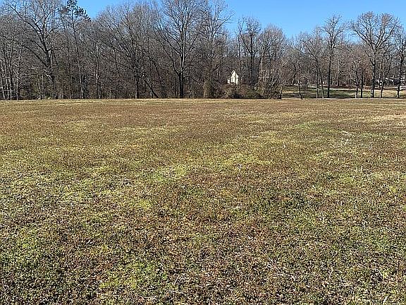 3rd image of 2809 James Hamilton Rd