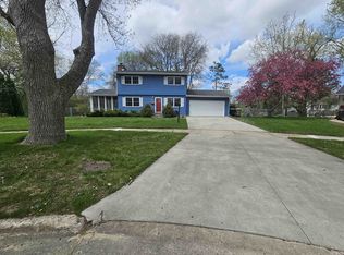 6114 Mulberry Cir, Madison, WI 53711