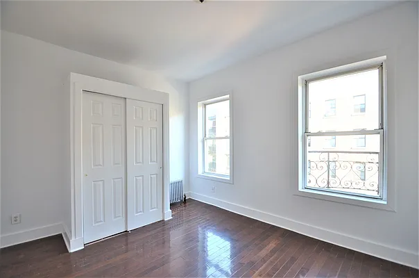 Rented by CITY SKYLINE REALTY INC | media 2