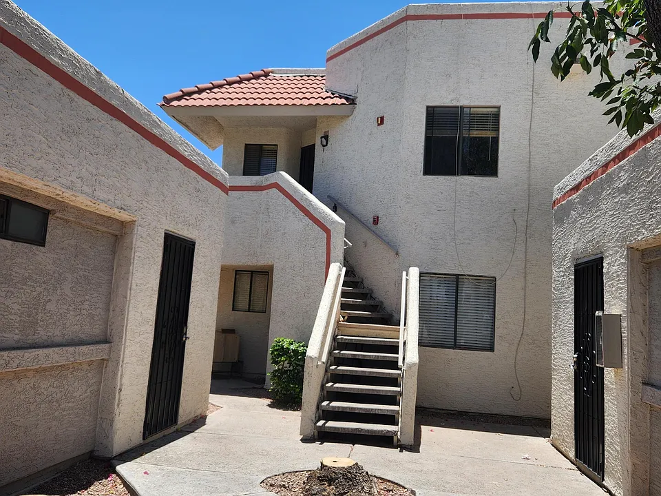 835 N Granite Reef Rd #18