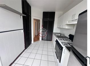 1352 Gillespie Ave, Bronx, NY 10461