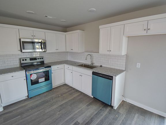4th image of 362 N Wyandotte St