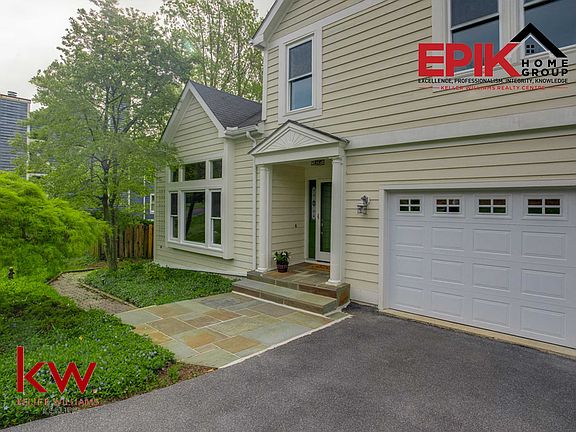 3rd image of 120 Starhill Ln