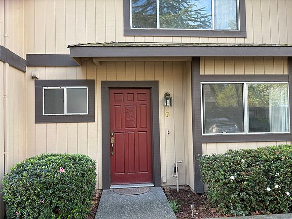 2nd image of 4701 College Oak Dr APT 6