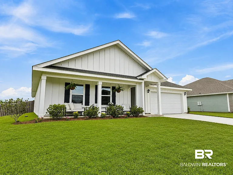 22302 Aleutian Ave — Photo 2