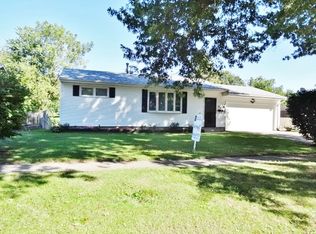 914 Chatterton St, Grinnell, IA 50112
