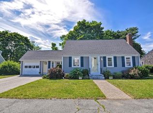 36 Holly Hill Cir, Weymouth, MA 02190