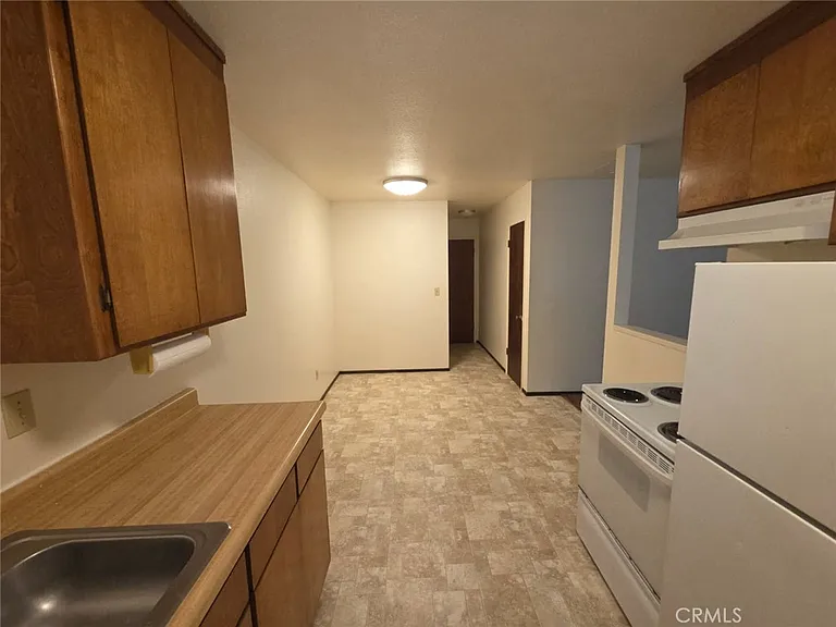 1251 Butte St — Photo 7