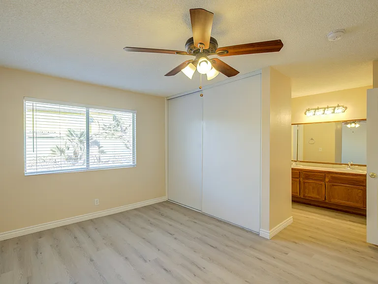 3134 Laurel Ave — Photo 12