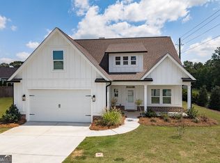 15 Richmond Dr, Statham, GA 30666