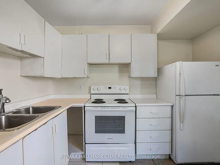 158 Galloway Rd #1B — Photo 6