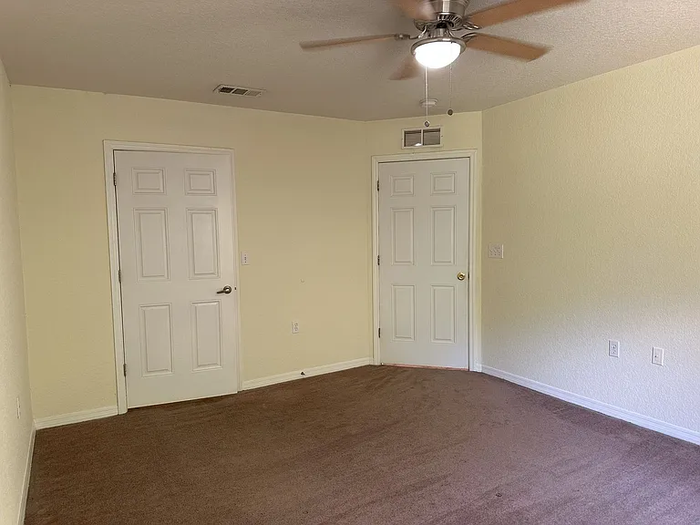 4600 E Moody Blvd #10H — Photo 12