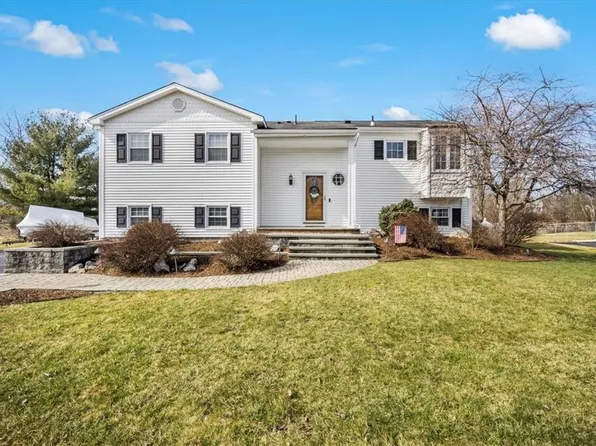 9 Pilgrim Lane, Washingtonville, NY 10992