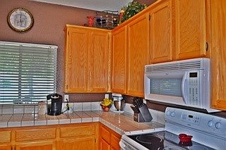 5th image of 4008 Meadow Brook Ln