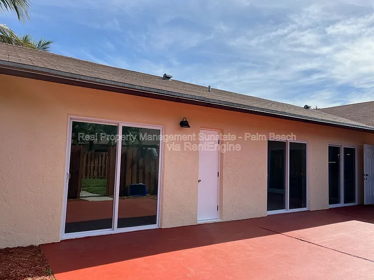 1080 Summit Place Cir #A — Photo 15
