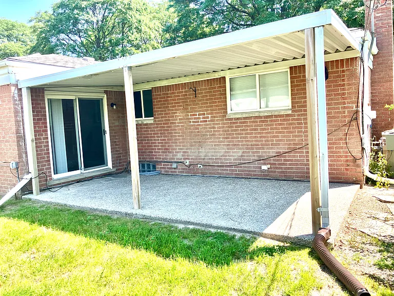 32447 Hawthorne Dr — Photo 42