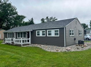 3212 Wendover Rd, Fort Wayne, IN 46809