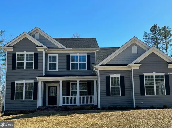 10876 Wisteria Ln, King George, VA 22485