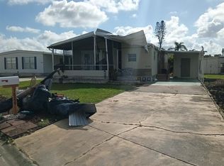 1826 Woodstock Ln, Sarasota, FL 34234