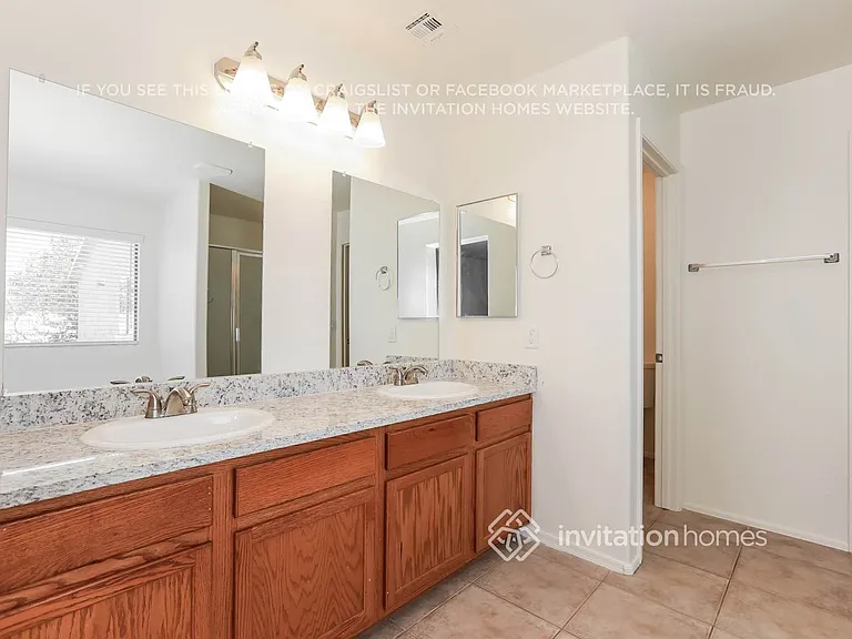 28808 N Maravilla Dr — Photo 12