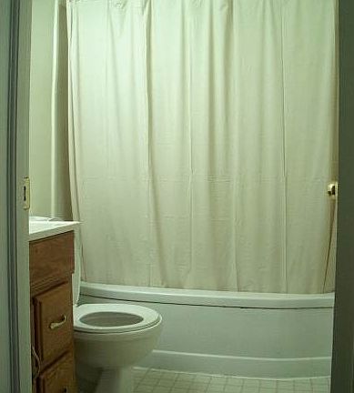 3rd image of 1523 Park Ave