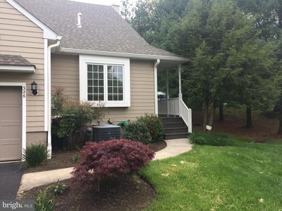 326 S Village Ln, Chadds Ford, PA, 19317