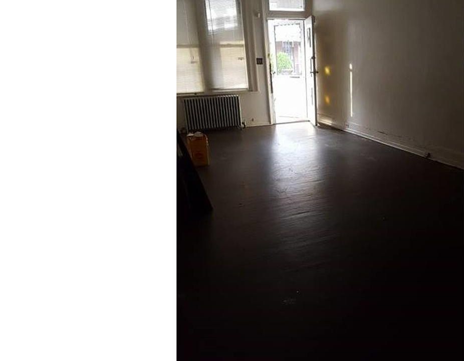 1st image of 3637 N 18th St #1