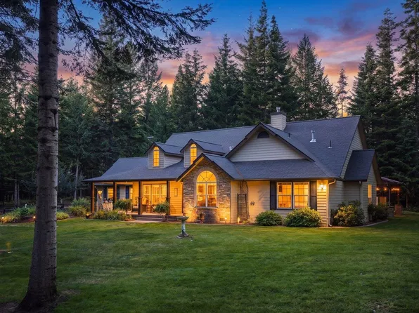 24136 N McKenzie Dr, Rathdrum, ID 83858