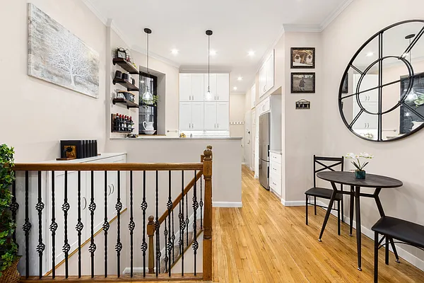 Sold by Compass | media 5