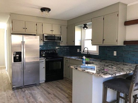 2nd image of 2620 Trenton Park
