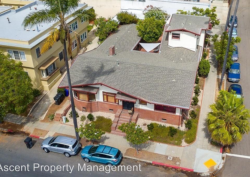 1st image of 2607 1st Ave #2607