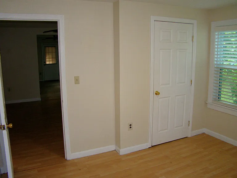 33 Norton St #1 — Photo 16