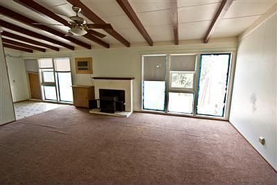 3rd image of 1425 Pleasanton Pl