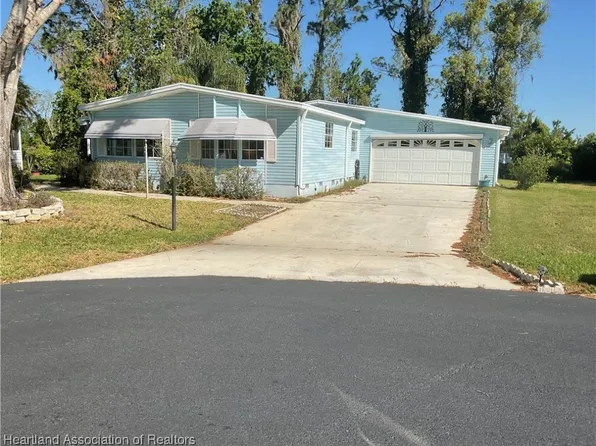 2704 E Waterview Dr, Avon Park, FL 33825