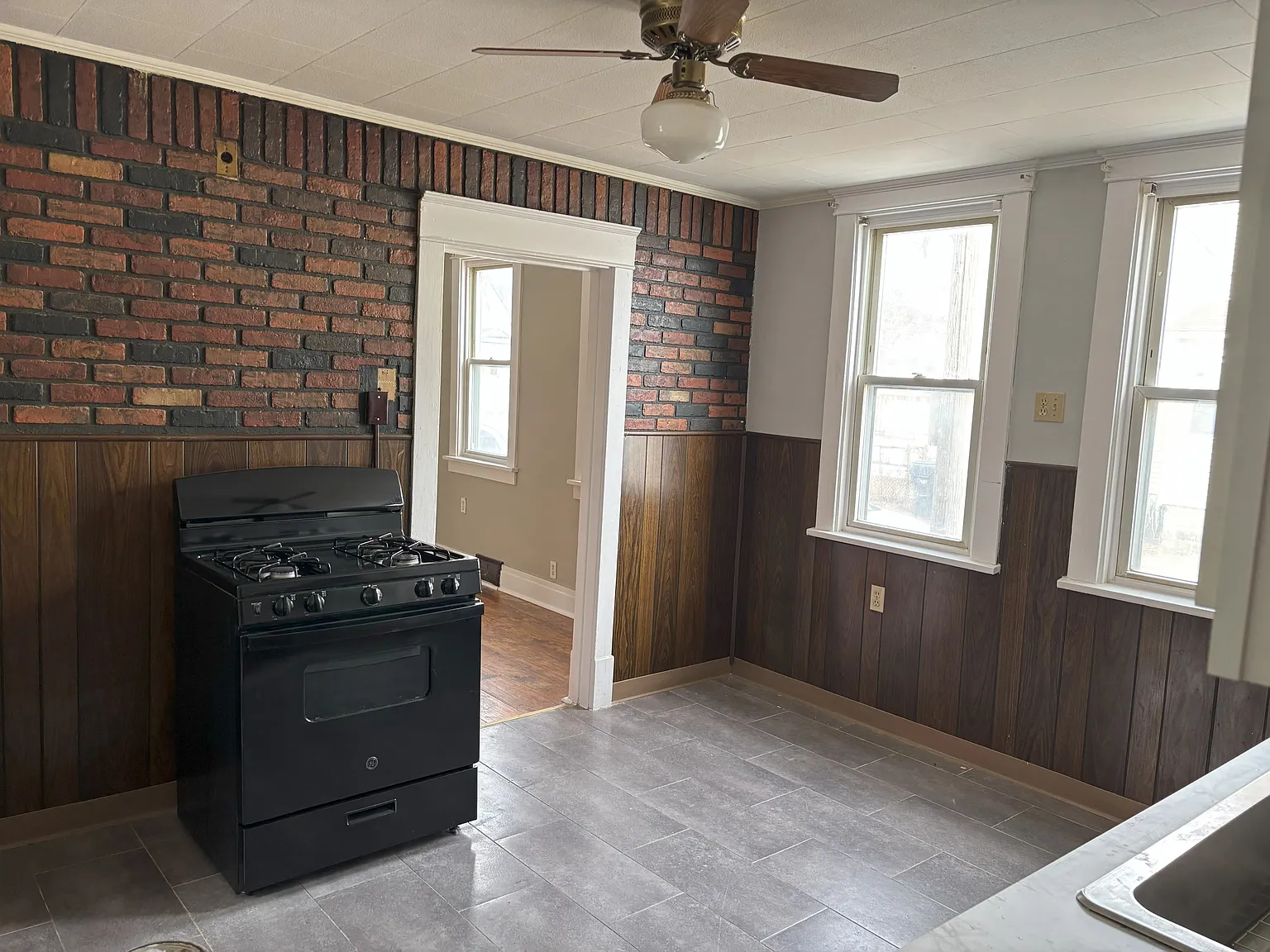1 bed, $900 — Photo 4