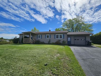 53 Mountainview Drive, Derby Line, VT, 05830