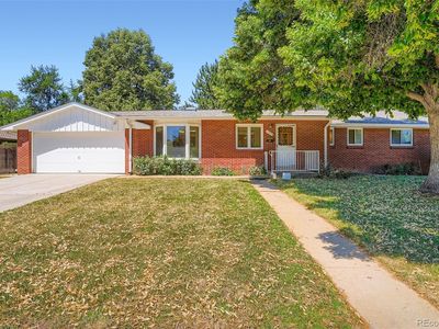 135 Dover Street, Lakewood, CO, 80226