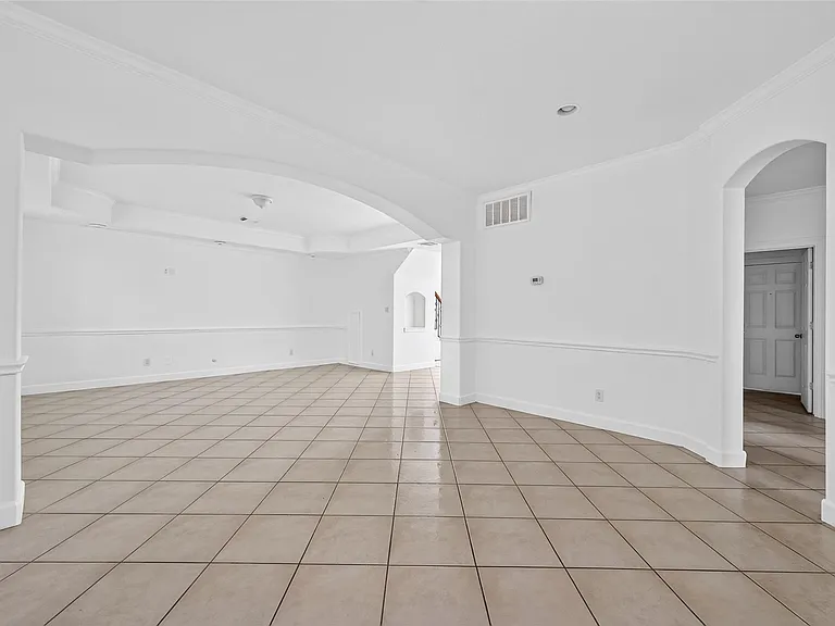 20003 Fieldtree Dr — Photo 15