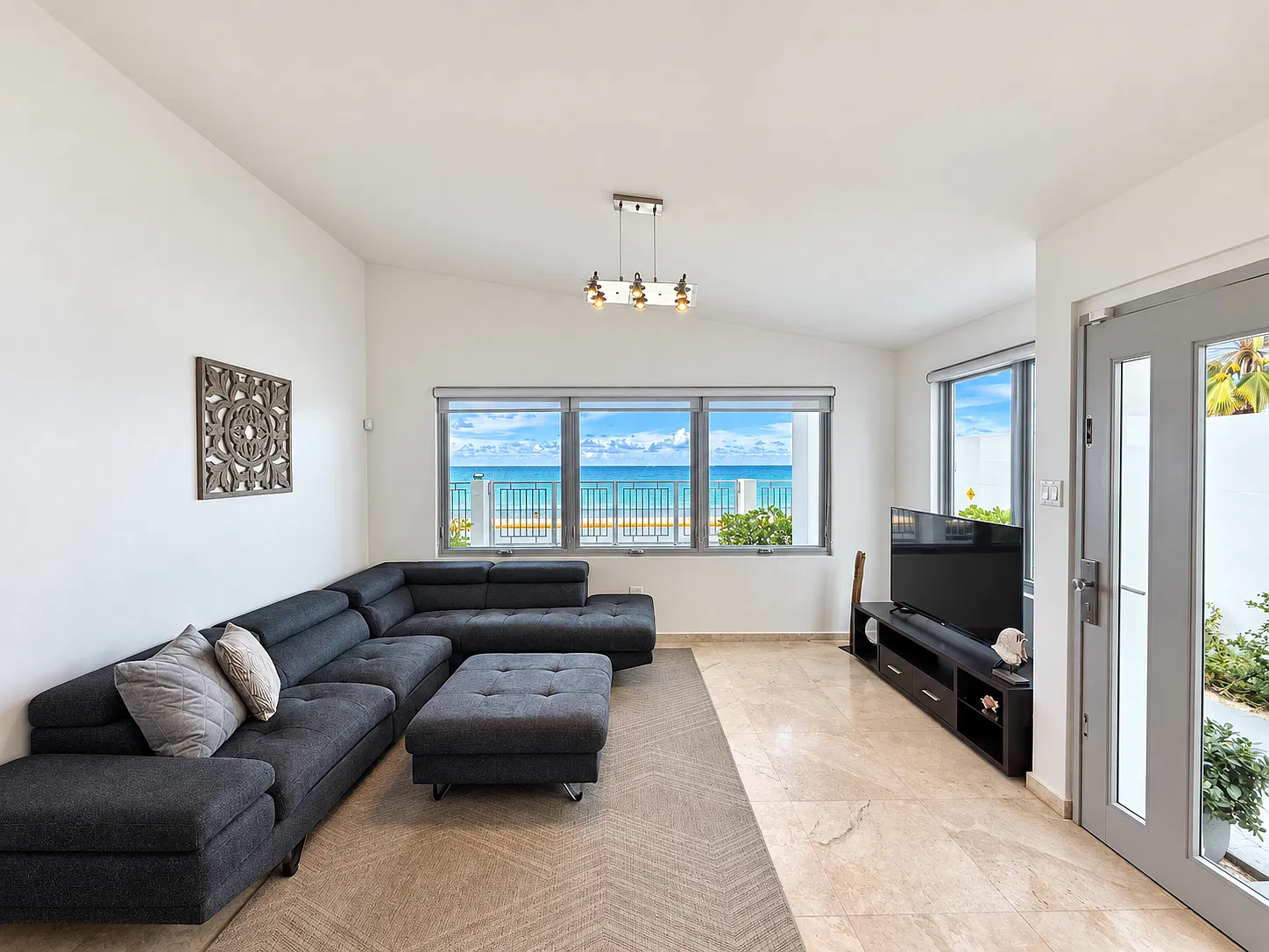 2 bed, 1000 sqft, $4,250 — Photo 3