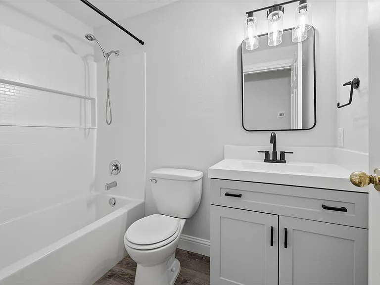 1020 Aspen Grove St — Photo 9