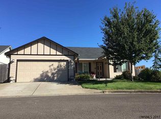 1068 Turtledove Loop, Lebanon, OR 97355