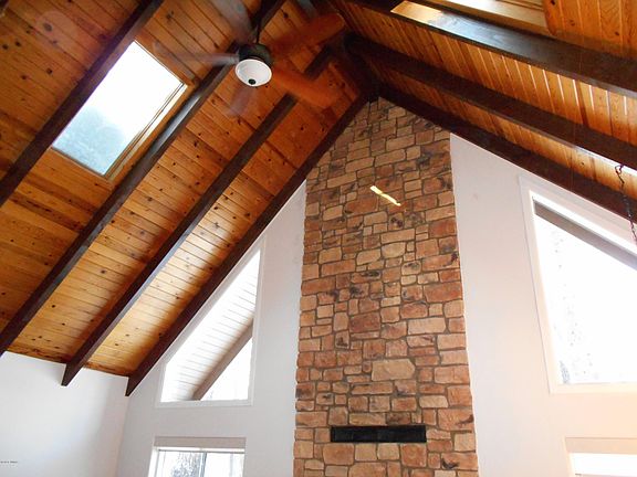 5th image of 6963 Bear Paw Cir