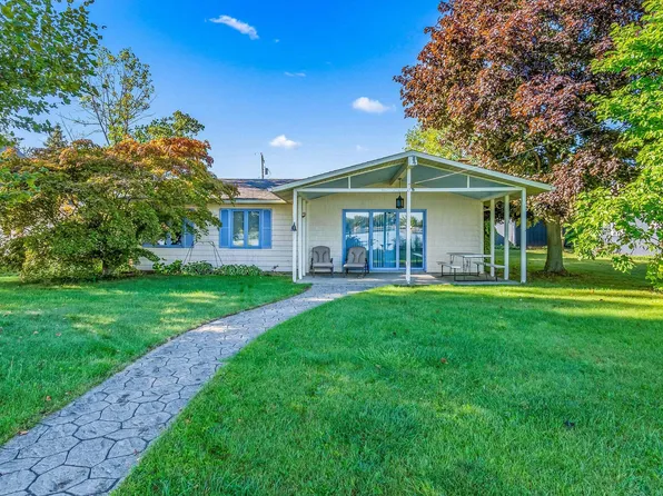 650 Tomahawk Trl, Coldwater, MI 49036